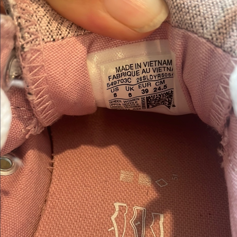 Stylish Pink Converse Sneakers - Picture 6 of 6